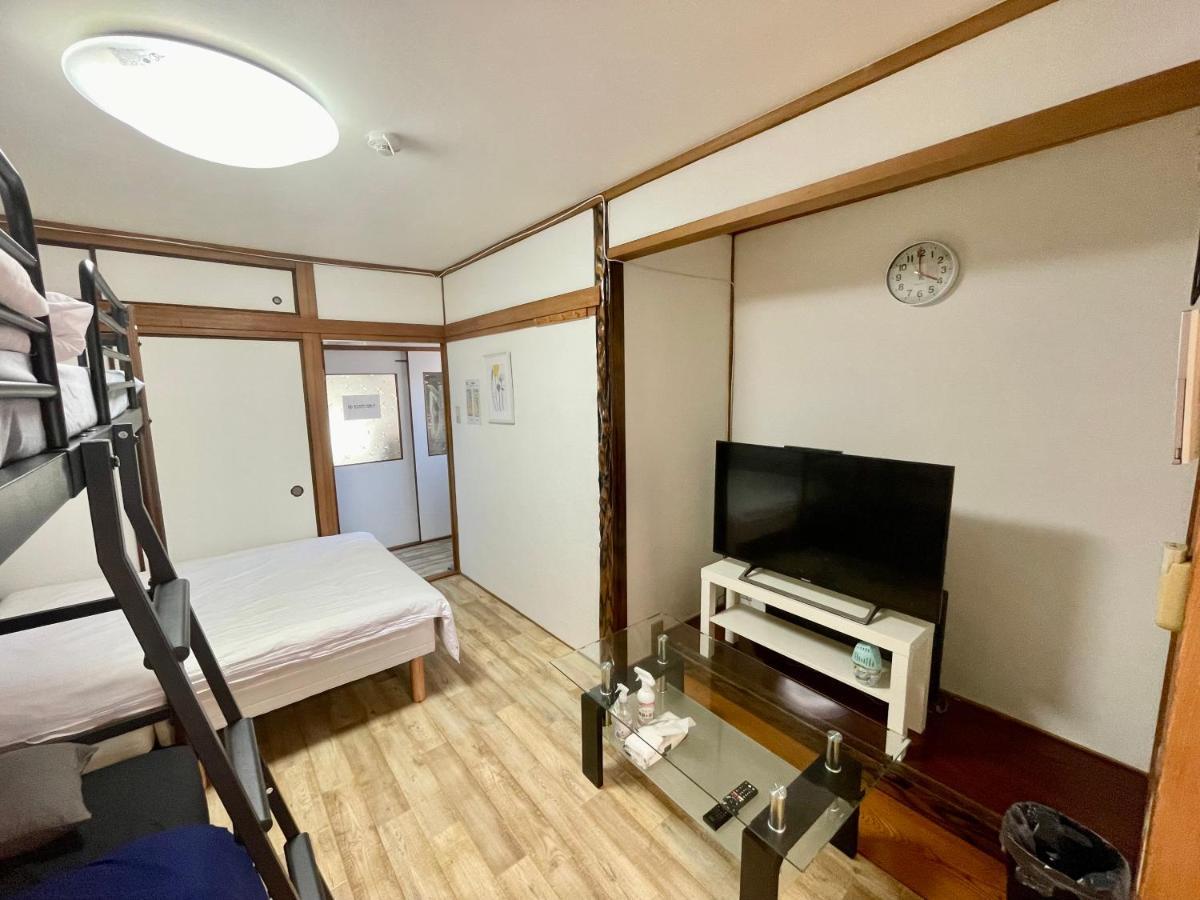 Sunhome コリアタウン近く 一軒家貸切り 今里 Osaka Exterior photo